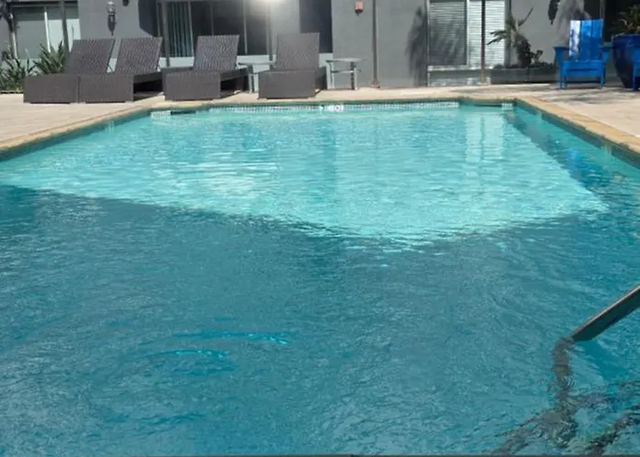 1Bdr In The Heart Of Marina Del Rey